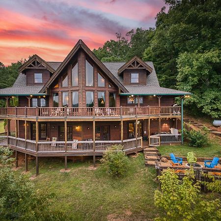 Sky High Lodge By Bk Stays. Large Cabin. Amazing Views. Game Room. Jacuzzi. Six Bedrooms. Sleeps 12 Blue Ridge Bagian luar foto