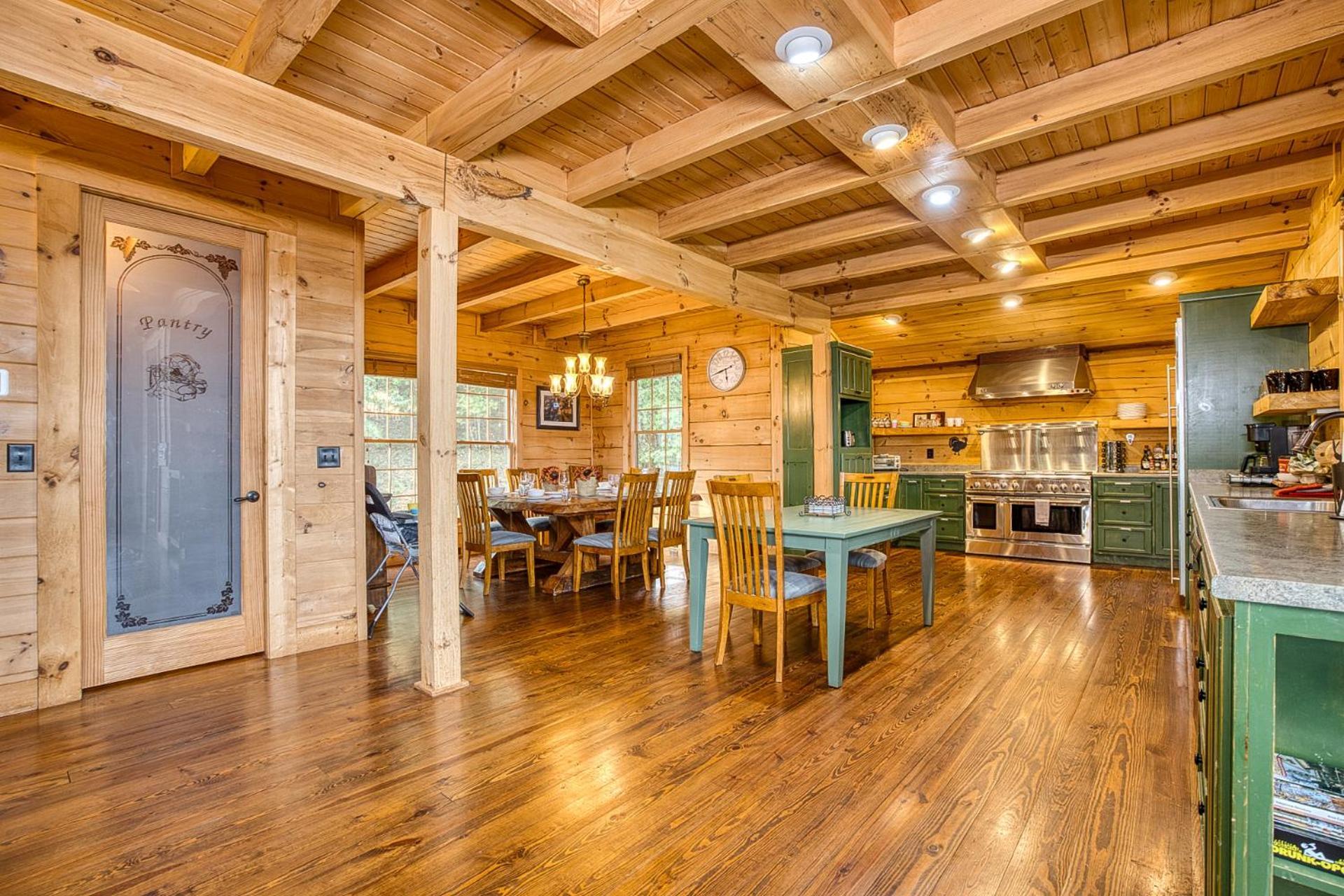 Sky High Lodge By Bk Stays. Large Cabin. Amazing Views. Game Room. Jacuzzi. Six Bedrooms. Sleeps 12 Blue Ridge Bagian luar foto