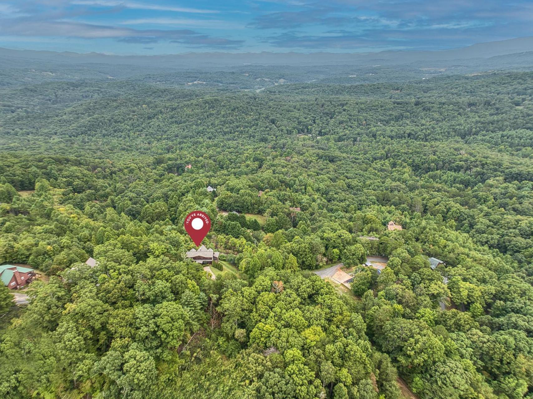 Sky High Lodge By Bk Stays. Large Cabin. Amazing Views. Game Room. Jacuzzi. Six Bedrooms. Sleeps 12 Blue Ridge Bagian luar foto